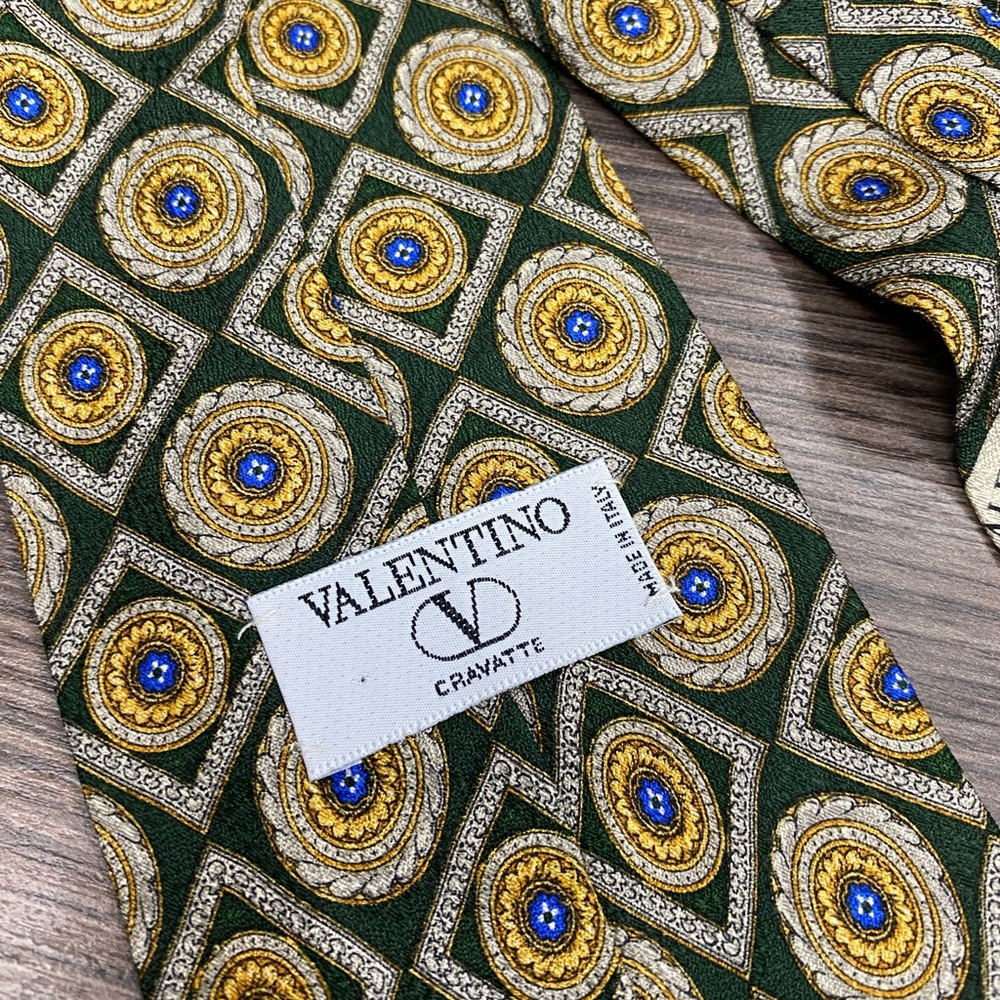 Valentino Green w/ Gold & Grey Pattern Tie - Picture 4 of 5